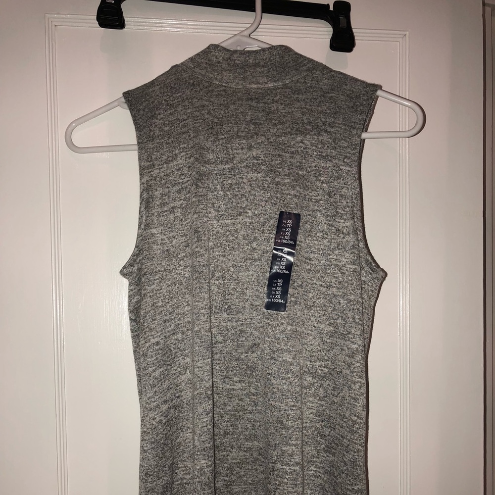 Brand new GAP sleeveless top